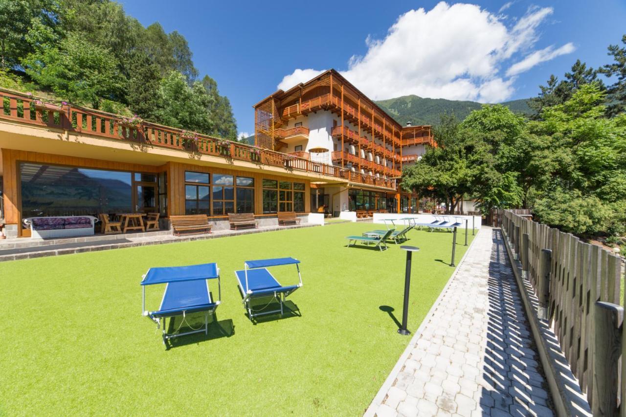 Hotel Sancamillo Dimaro Exterior foto